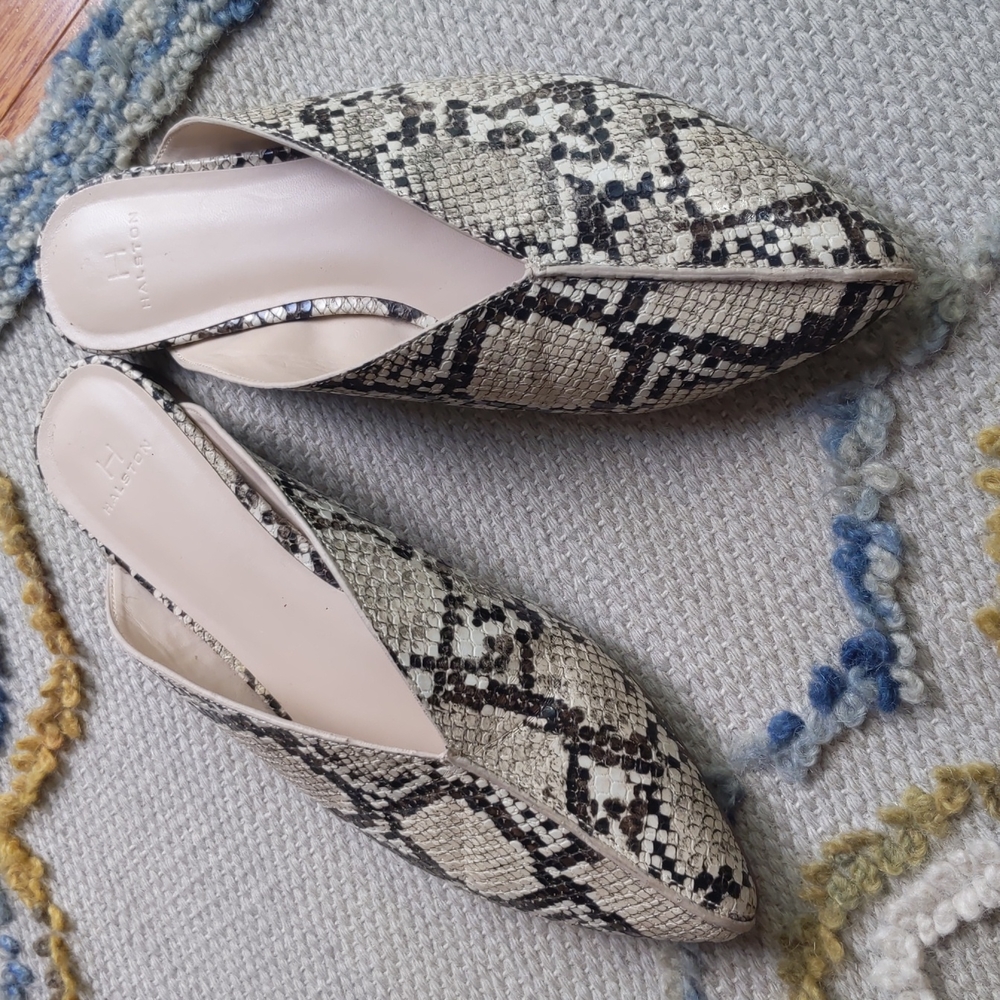 H by Halston vegan snakeskin slides size 7
